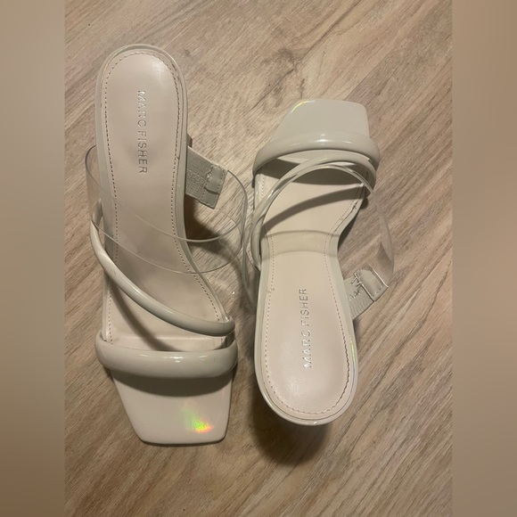 Marc Fisher Krisley Sandal Size 10M. - Picture 2 of 9